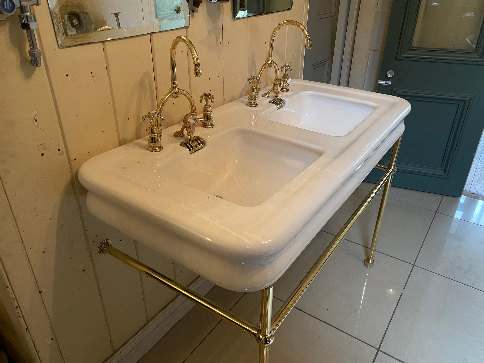 antique basins and sinks - stiffkey antique bathrooms – stiffkey
