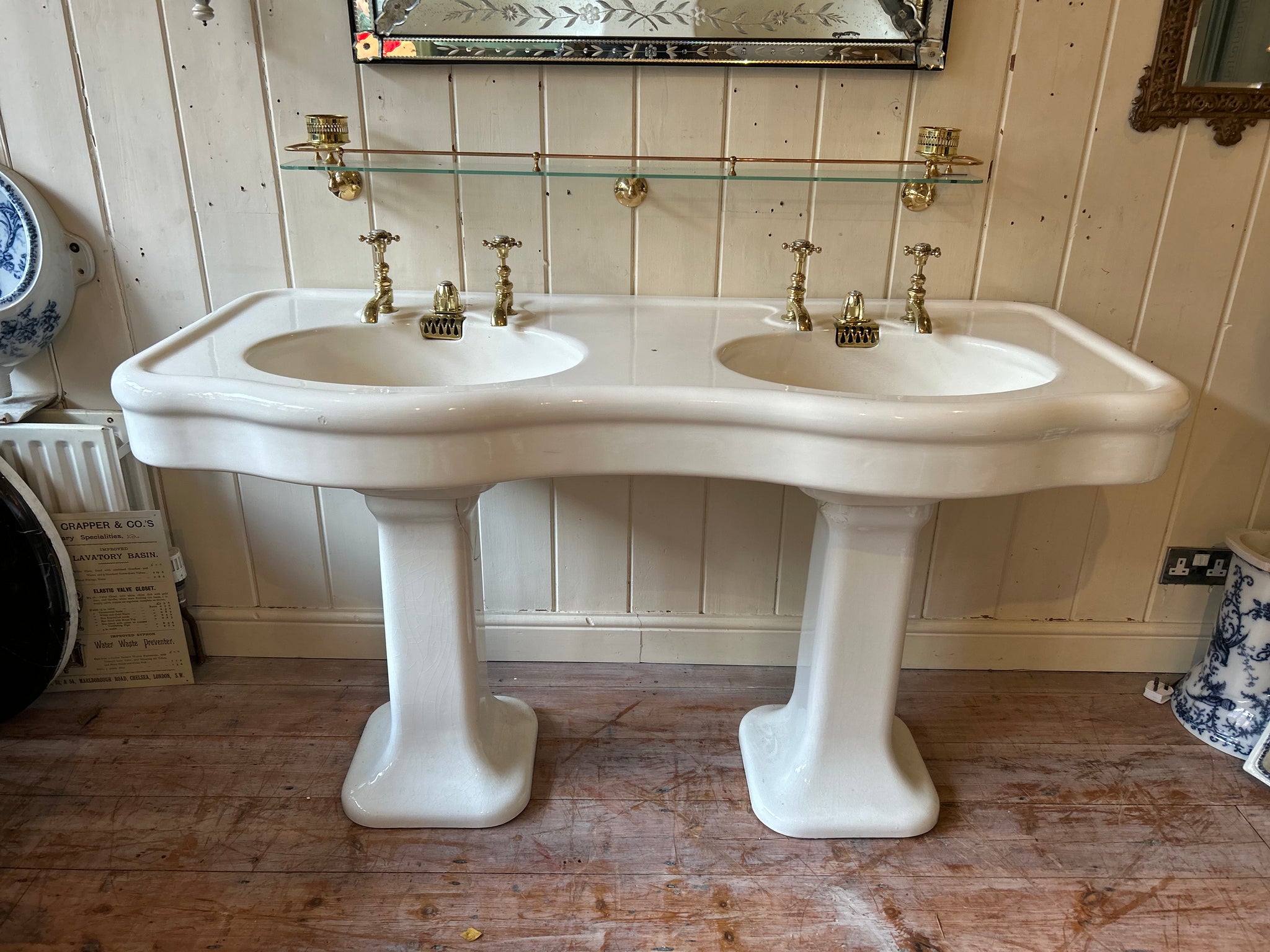 Large Serpentine-Fronted French Double Basin C.1920