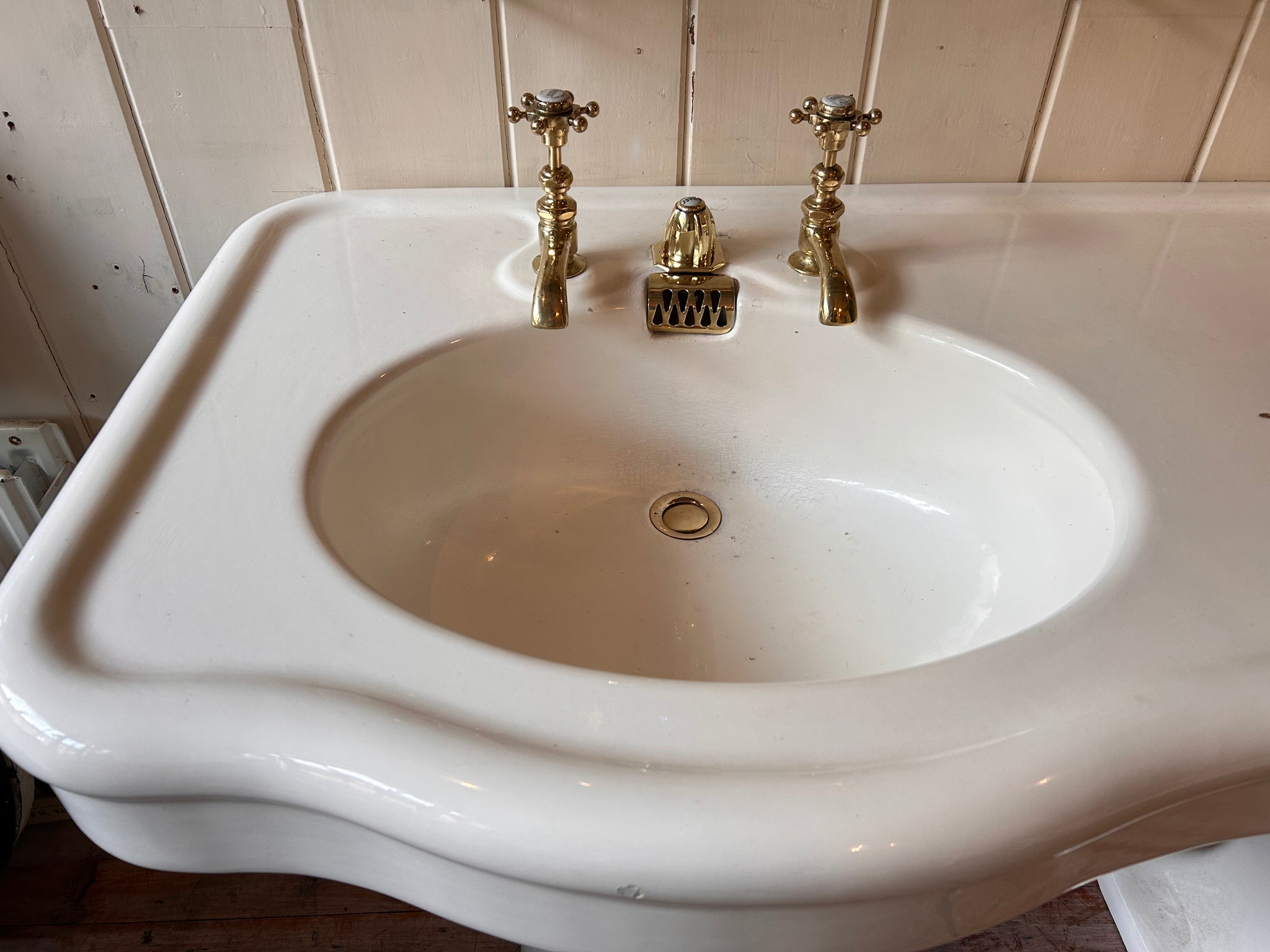 Large Serpentine-Fronted French Double Basin C.1920