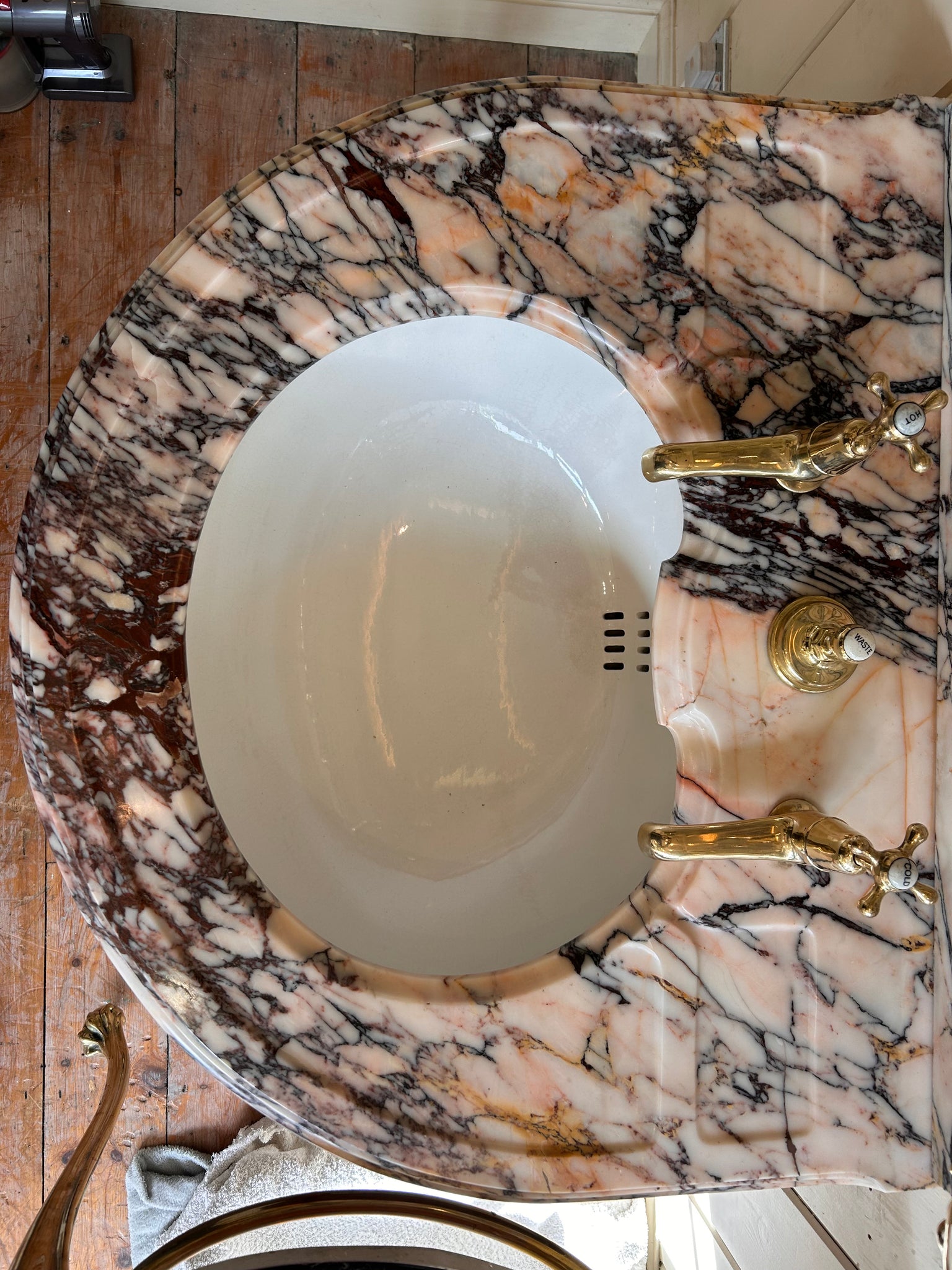 Pink and Amber "Carrara" Marble Console Basin by Shanks C.1920 with Illuminated Mirror and Walnut Stand