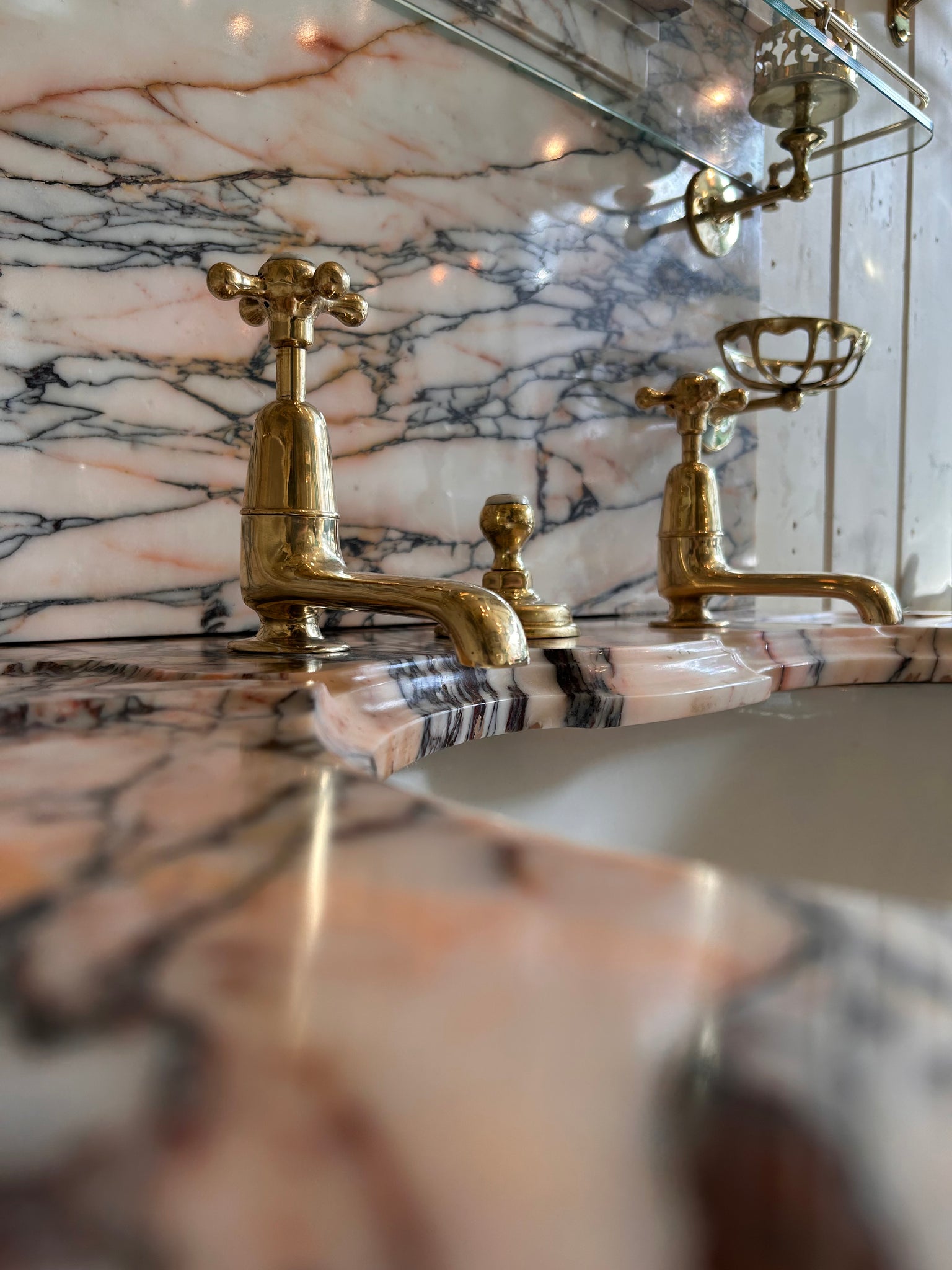 Pink and Amber "Carrara" Marble Console Basin by Shanks C.1920 with Illuminated Mirror and Walnut Stand