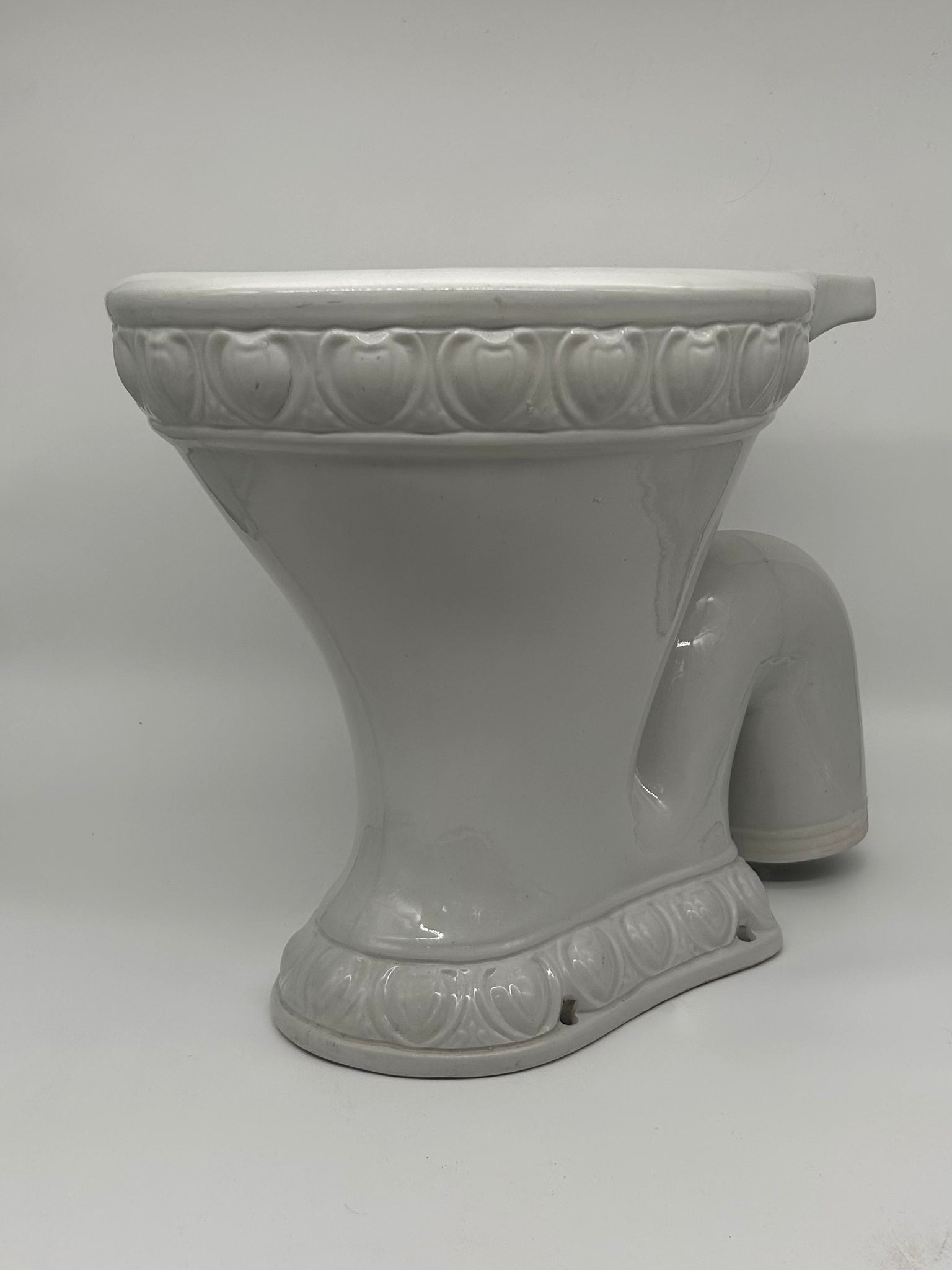 The "EXCELSIOR" WC Pan with Art Nouveau Shields C.1900