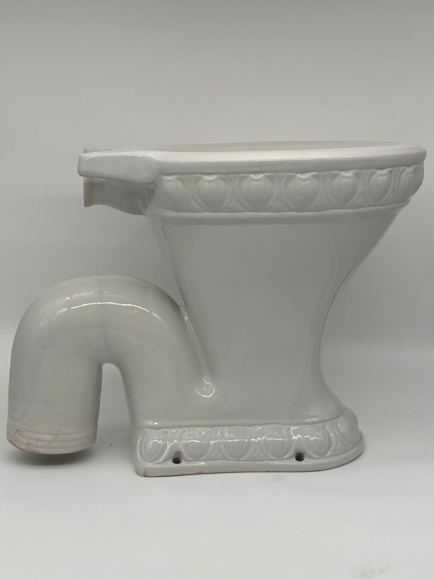 The "EXCELSIOR" WC Pan with Art Nouveau Shields C.1900