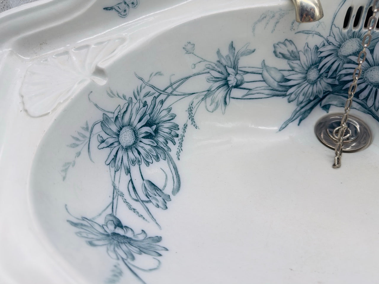 Rare Victorian Blue Transfer Corner Basin C.1890