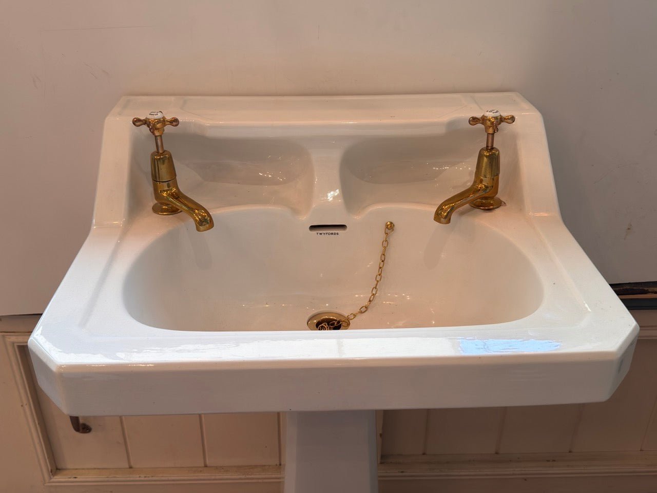 Deco Basin and Pedestal by Twyfords C.1930
