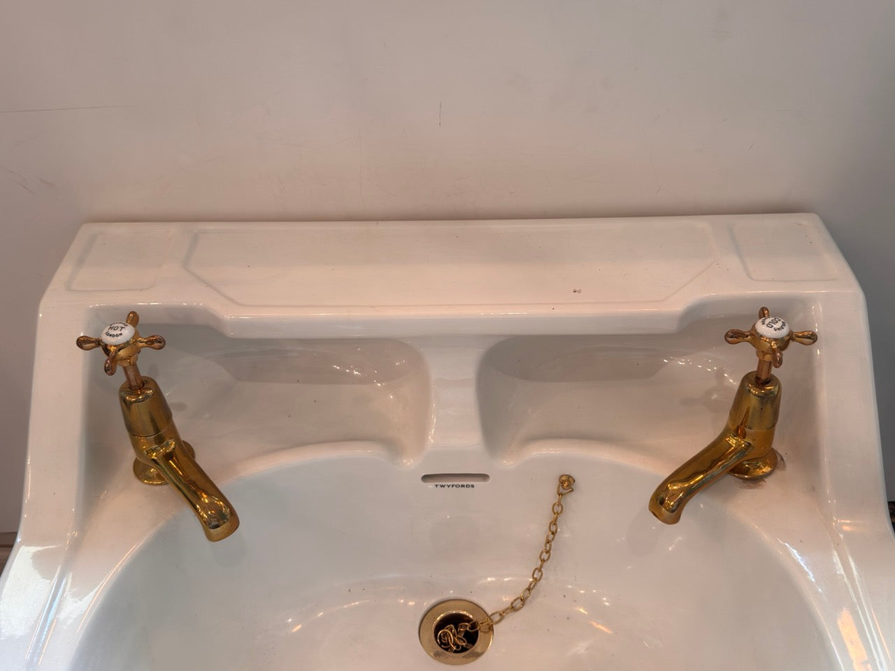 Deco Basin and Pedestal by Twyfords C.1930