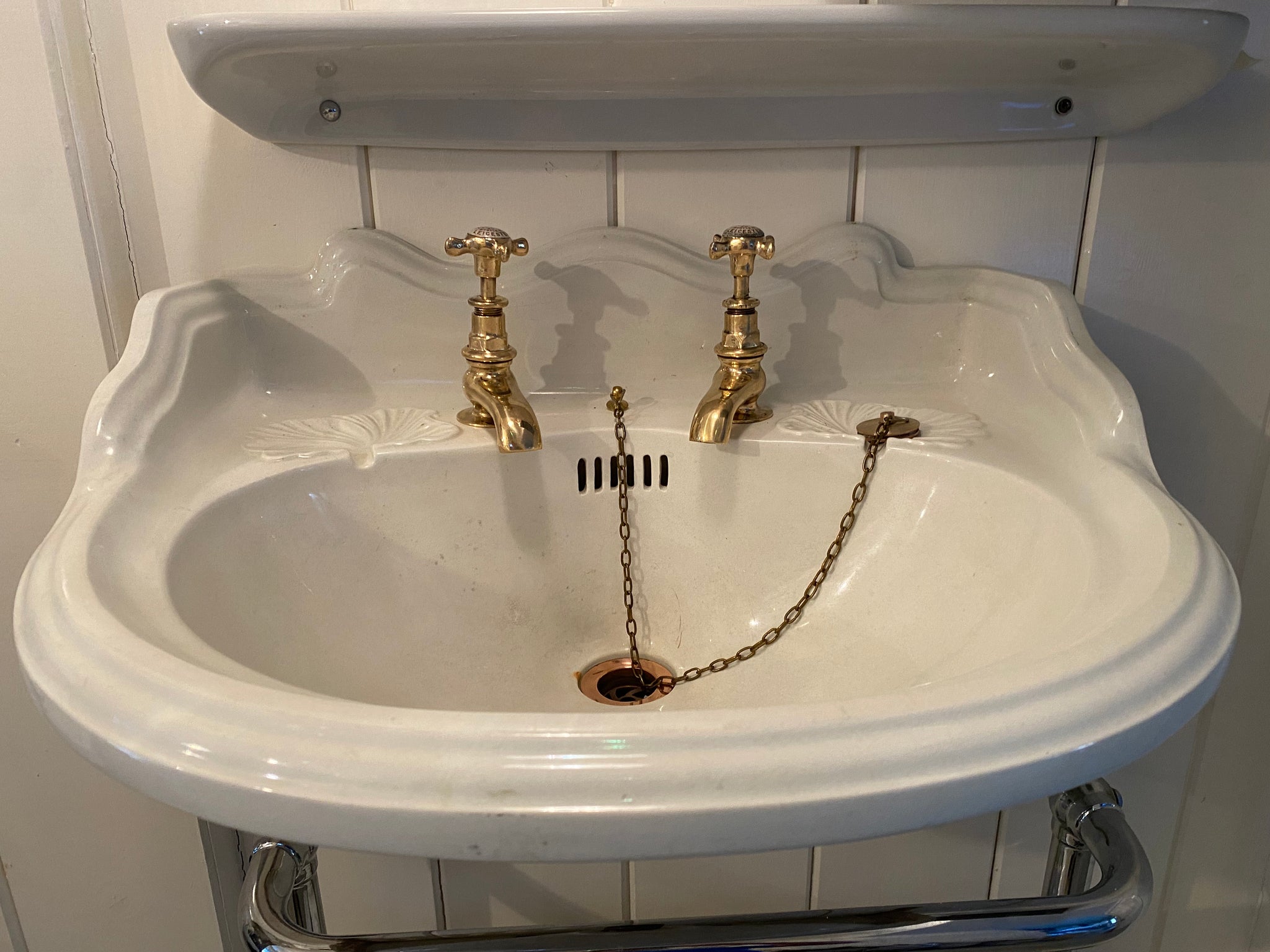 Victorian Cloakroom Basin on Distressed Painted Cast Iron Brackets C.1890