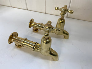 Large 3/4" Edwardian Wall-Mounted Bib Taps with a Higher Flow Rate for Larger Kitchen Sinks