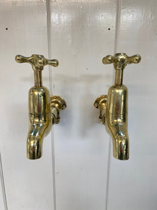 Large 3/4" Edwardian Wall-Mounted Bib Taps with a Higher Flow Rate for Larger Kitchen Sinks