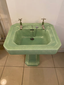 Art Deco Basin & Pedestal in a Marbled/Sponged Pea Green Glaze C.1930