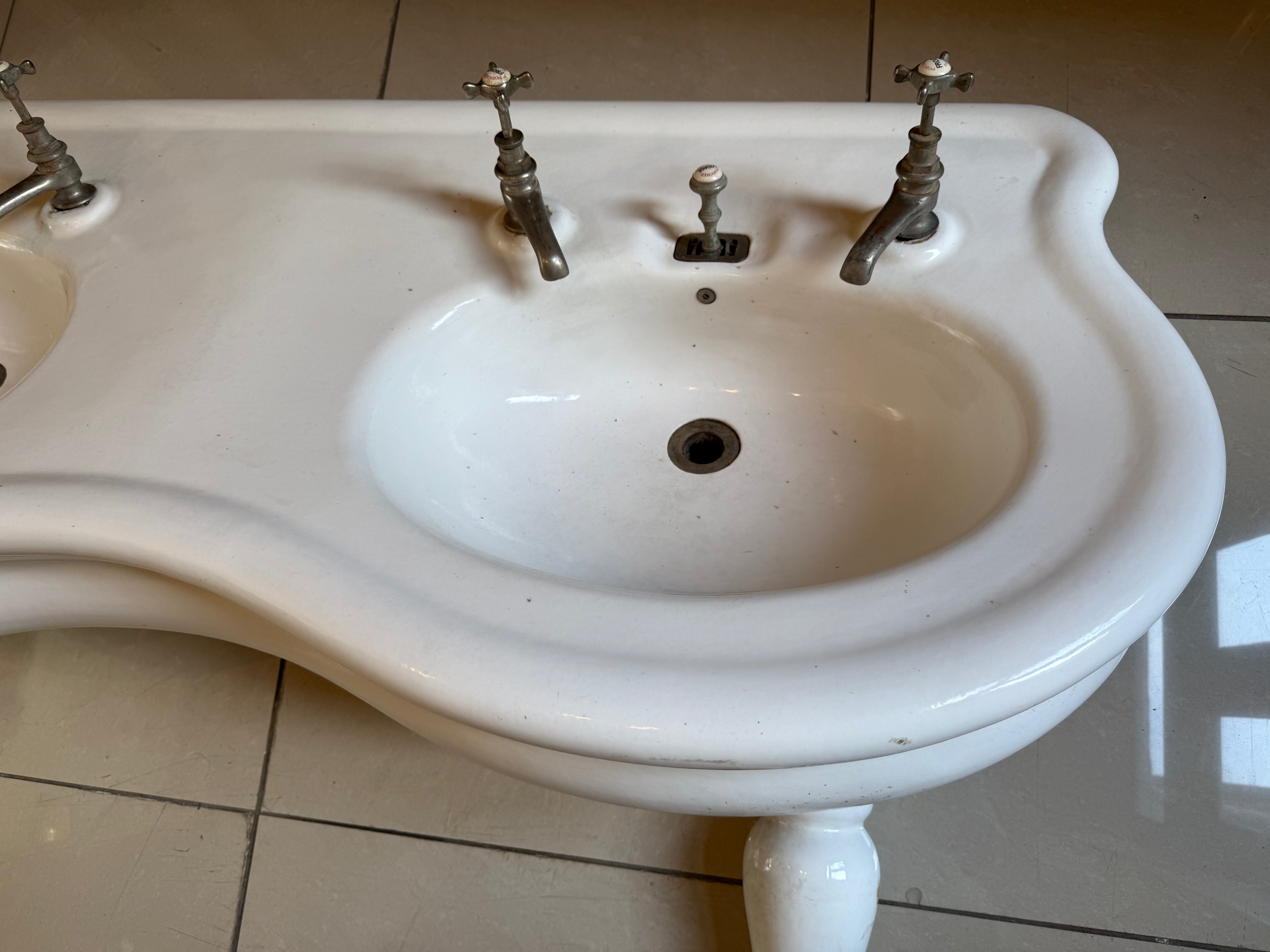 Large Vintage  Serpentine-Fronted Double Basin by Porcher, Paris C.1900 on Glazed Fireclay Legs